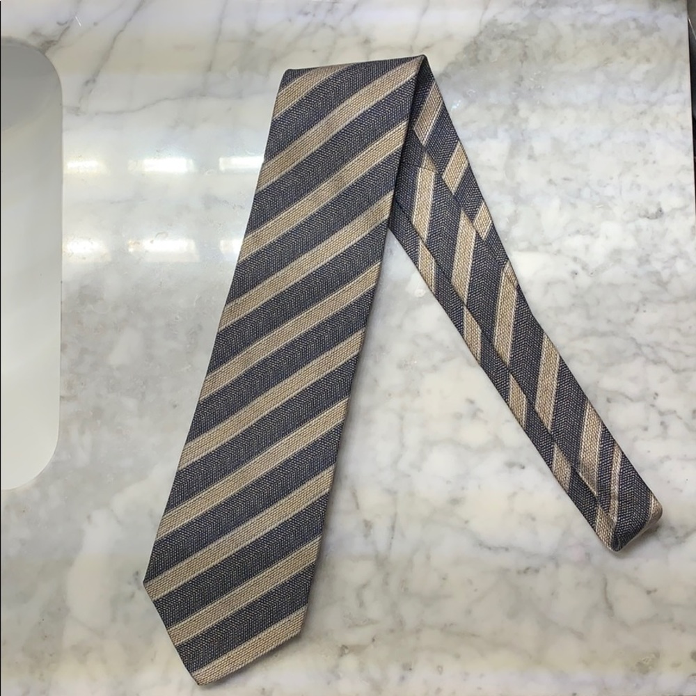 Ike Behar tie